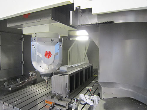 Repair & Maintenance of your Huron KX 50 equipped with Milling Head CYTEC M 21