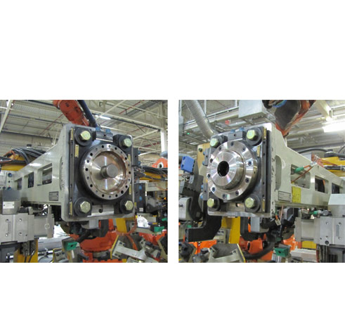 Système de serrage de châssis pour cadres indexés dans des lignes de soudage de carrosserie. 